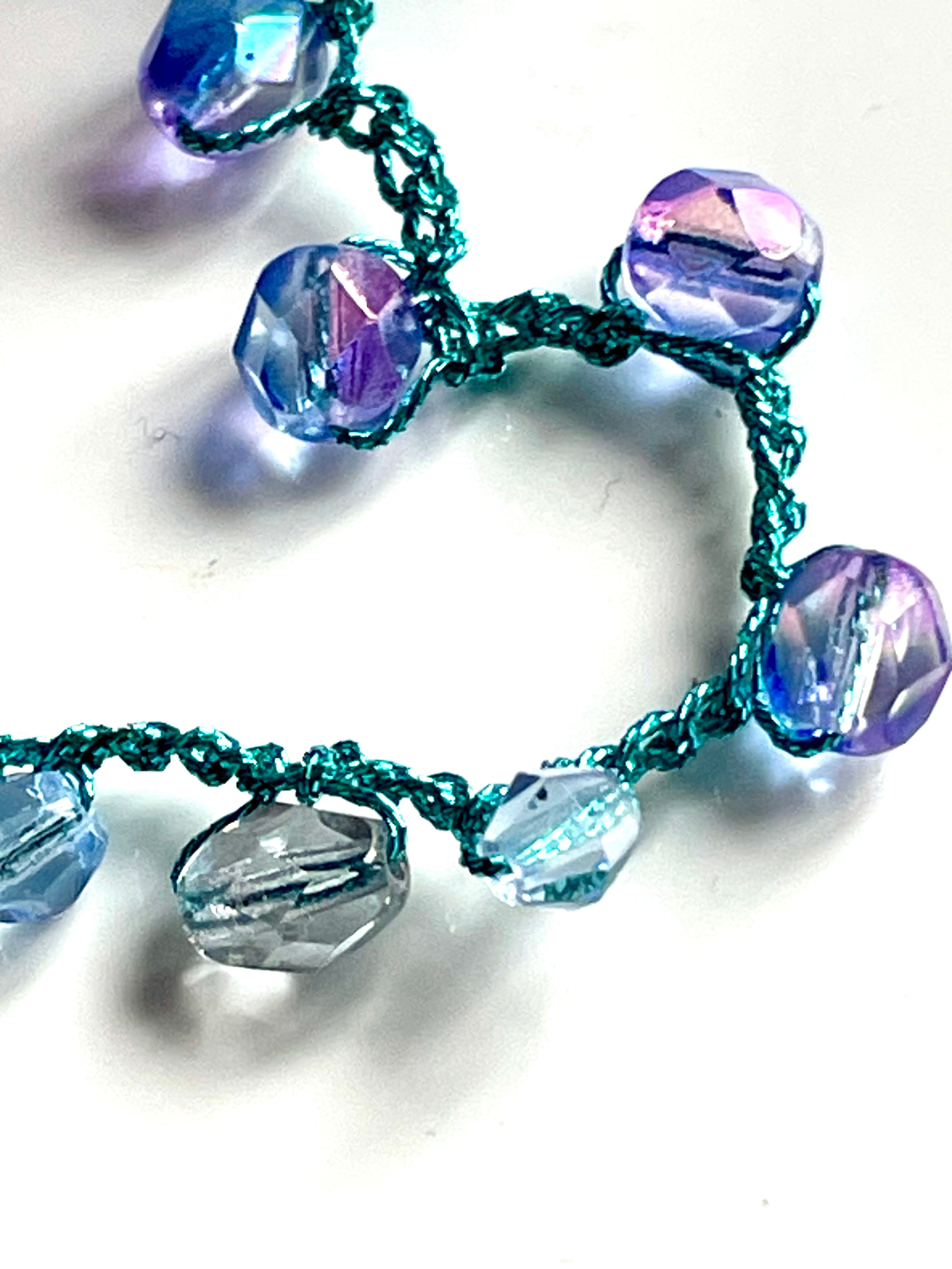 Collier sautoir perles de verre tons bleutés&violet - Aux fleurs de Chloé Collier sautoir perles de verre tons bleutés&violet Collier Collier